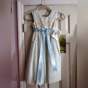 Will'beth Embroidered Floral Special Occasion Dress size 4 Easter Blue Tie